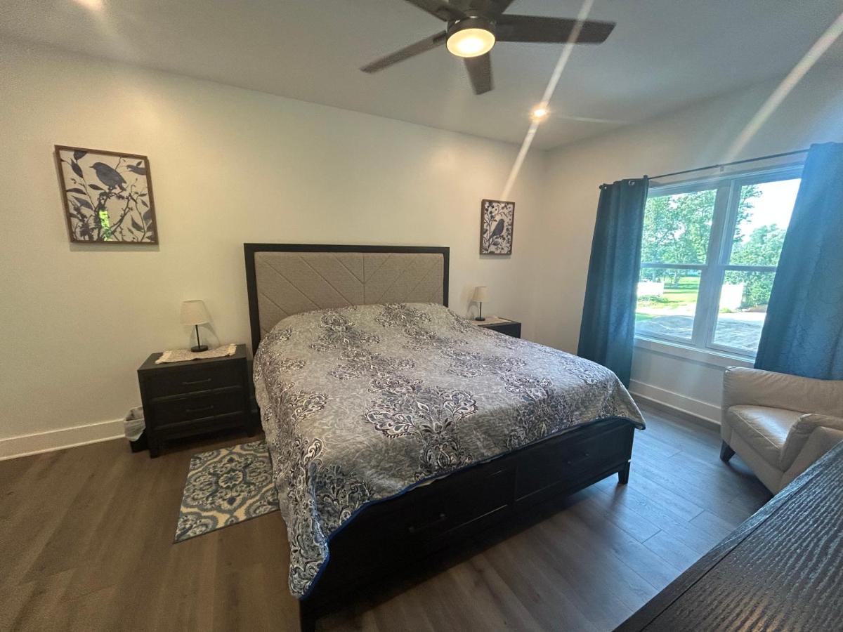 New 3 Bedroom - Thoroughbred Farm & Views! Saratoga Springs
